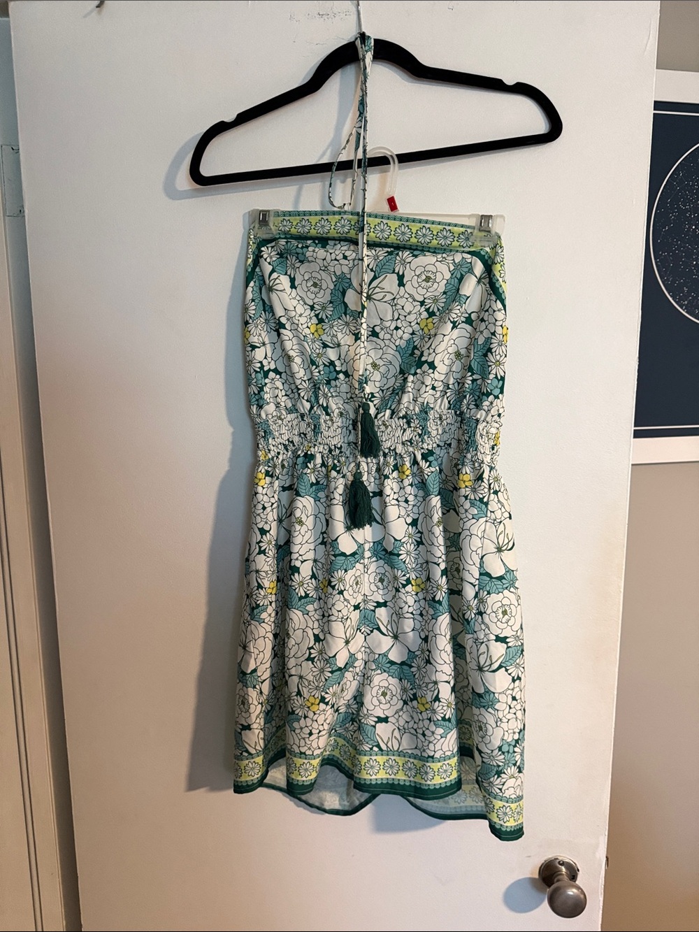 SHEIN Green, White and Yellow Floral Strapless Romper with Tassel Tie